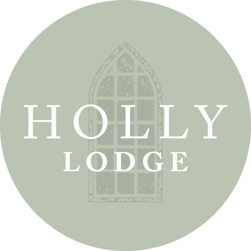 Holly Lodge USA.
